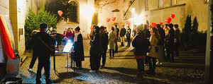 Amor und Jugendseelsorger Fabian Jochum zeigte was er kann, beim Singlegottesdienst der Jungen Kirche.